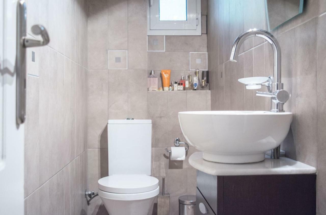Designer'S Apartment Close To City Center Athén Kültér fotó