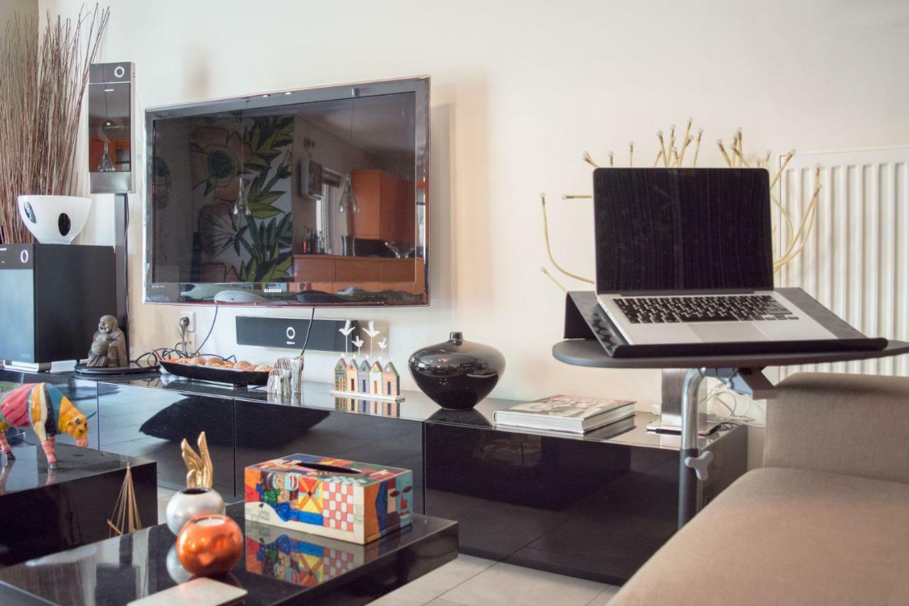 Designer'S Apartment Close To City Center Athén Kültér fotó